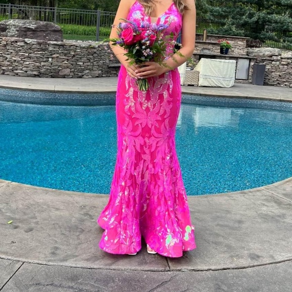 Jovani 3263.Deep V Prom Dress - Picture 1 of 6